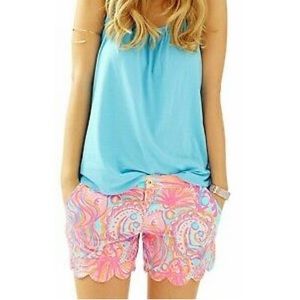 Lilly Pulitzer buttercup scalloped shorts, size 8